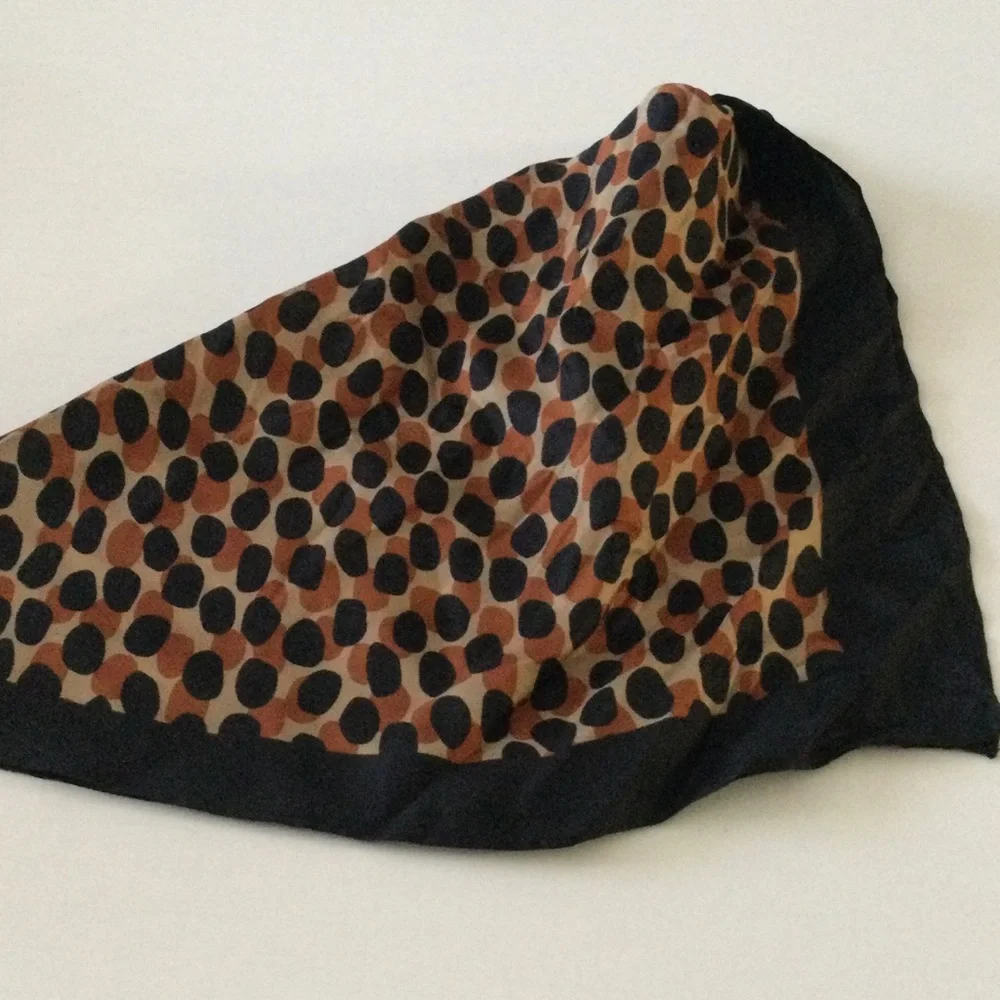 KATE SPADE DOTTY LEOPARD PRINT SILK BANDANA AND HAIR SCRUNCHIE  BLACK BROWN NWT